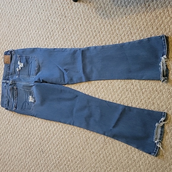 Distressed American eagle hi-rise skinny kick jeans - Picture 3 of 3